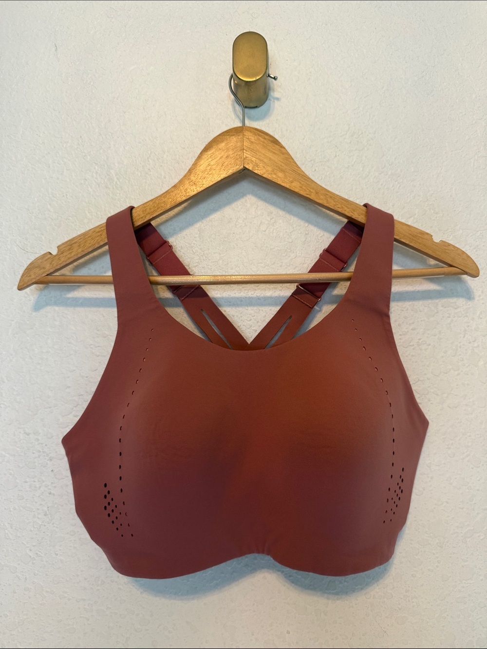 Lululemon AirSupport Bra Size 34DD BRRO/PPUF
